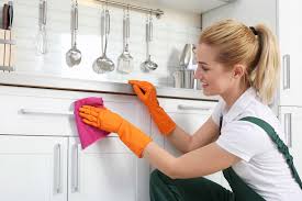 The Essential Housekeeping Checklist for a Tidy Home